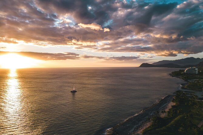 2-Hour Oahu Sunset Catamaran Sail - What You Actually Get on Board: Snacks, Drinks, and Space to Relax