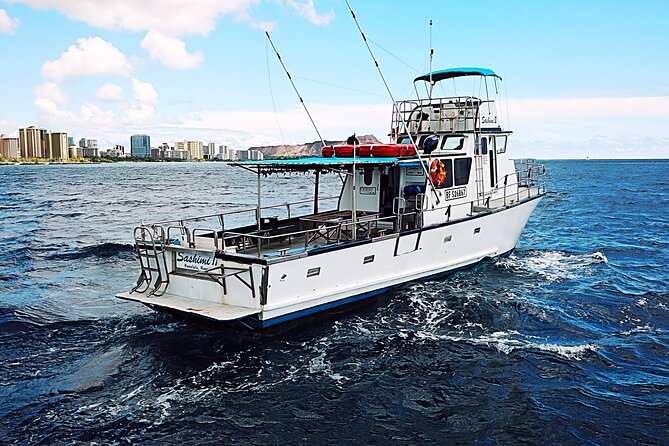 3-Hour Honolulu Bottom Fishing Adventure - Do You Need a Fishing License?