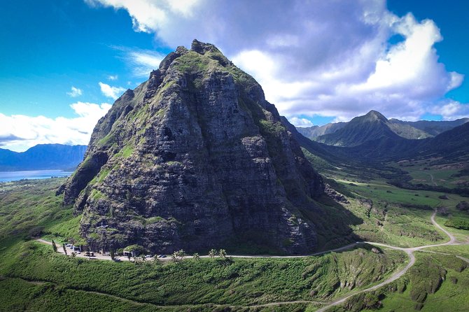All Inclusive Ultimate Circle Island Tour, Waimea Falls & Lunch - Nuuʻanu Pali Lookout and Byodo-In Temple: Windy Drama, Then Peace
