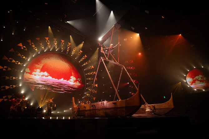 'Auana by Cirque du Soleil at the Waikiki Beachcomber Hotel - Timing, Mobile Tickets, and Getting Comfortable