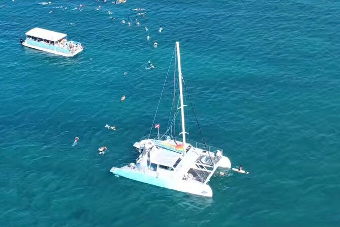 Board from Waikiki Beach for Aloha Hour Sail on Hāwea Catamaran - Aloha Hour Drinks: All-Inclusive, Made to Order, and Not Just for Beer Fans