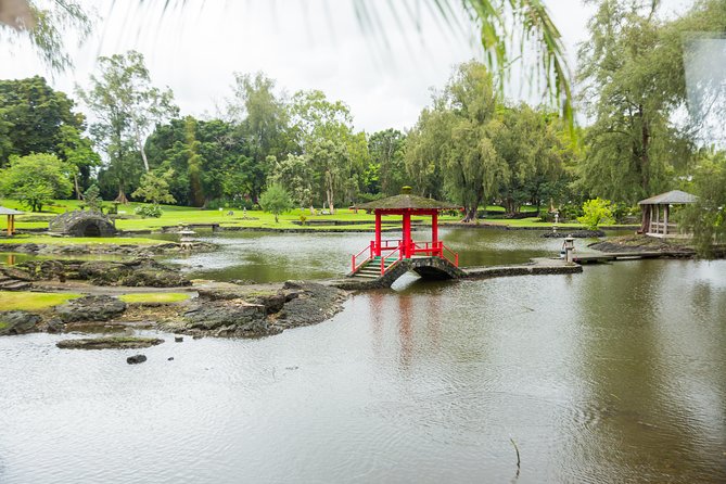 Day Trip from Oahu to Hilo: Volcano Adventure - Hawaii Volcanoes National Park: Where Kīlauea and Mauna Loa Feel Real