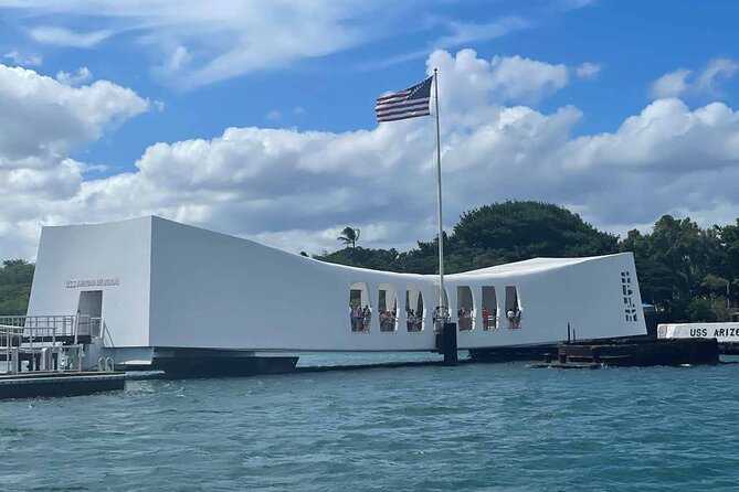 Deluxe Pearl Harbor USS Arizona Memorial and Honolulu City Tour - Key things to know before you go