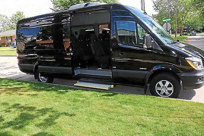 Departure Shuttle: Waikiki Hotel to Airport - Inside the Van: Comfort, Safety, and a Driver Who Gets It
