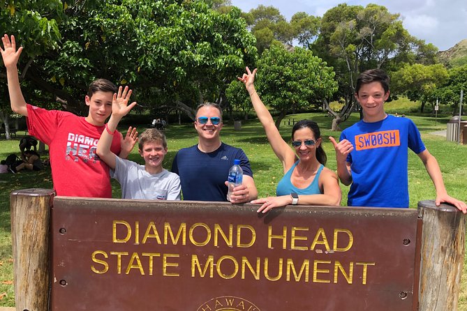 Diamond Head Bike to Hike and Local Lunch - The route before the crater: parks, memorials, and a green-sand detour