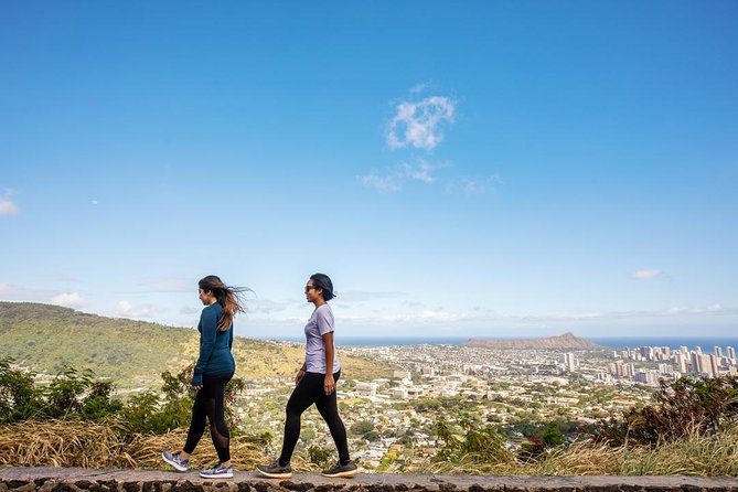 Diamond Head Official Self-Guided Narrated Audio Tour - Map + earphones: small things that matter on a sweaty trail