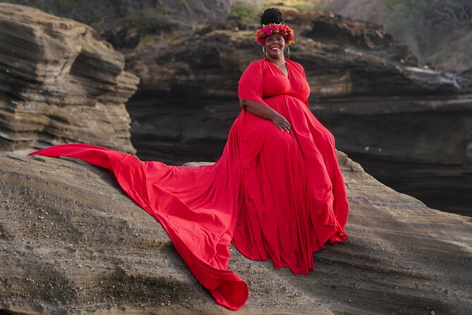 Flying Dress Photoshoot on Oahu - How the “Flying Dress” Works in Windy Weather