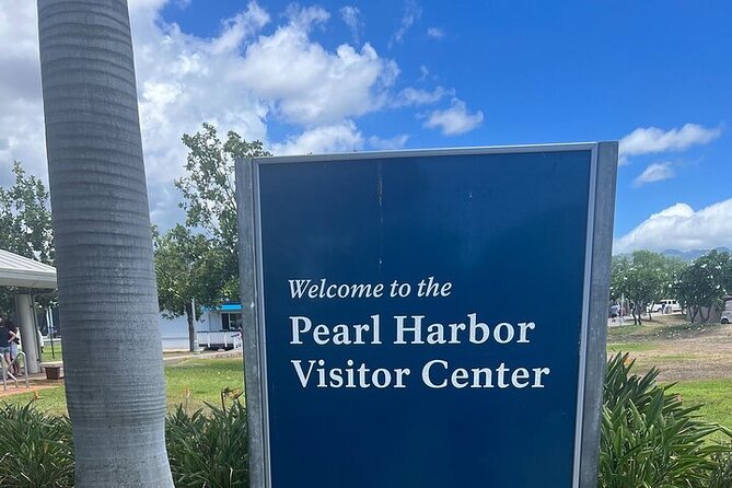 Half Day Pearl Harbor with USS Arizona Memorial and City Tour - The Honolulu City Tour Stops: Supreme Court, Kamehameha Statue, and Royal Residence Views