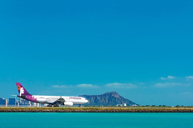 Honolulu Airport & Waikiki Hotels Private Transfer by Minivan (up to 5 people) - The meet-and-greet plan at the airport: sign, luggage help, and fast routing