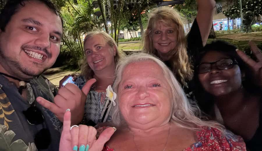 Honolulu Haunts: Ghosts and Spirits Walking Tour - Iolani Palace After Dark: Royal Legends and Modern Unease