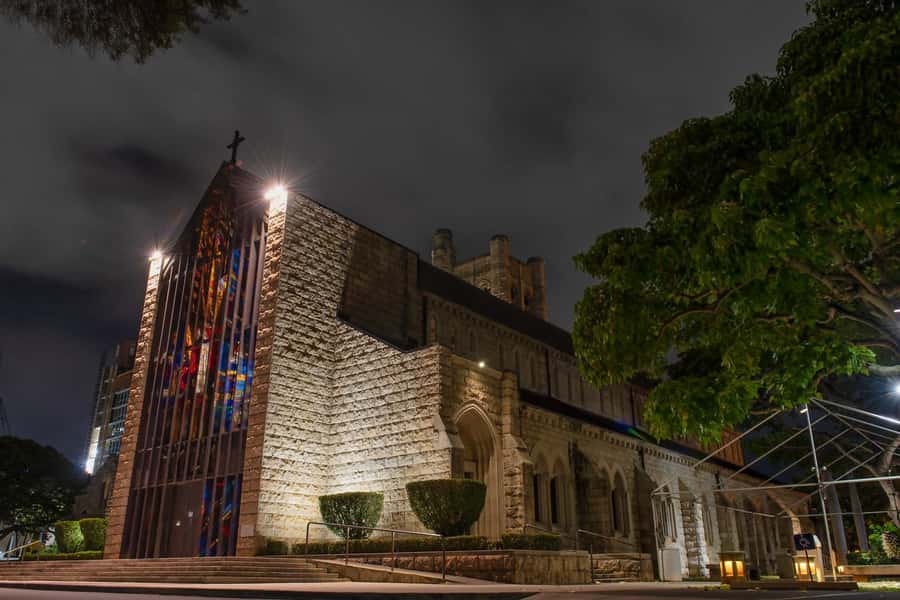 Honolulu Haunts: Ghosts and Spirits Walking Tour - The Tour’s Spook Level: Chilling Without the Nonsense