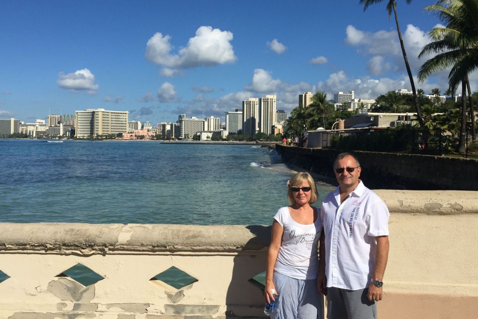 Honolulu: Highlights of Oahu Small Group Tour - Waikiki pickup and why this route works early