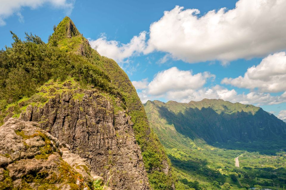 Honolulu: Oahu Island Full-Day Guided Tour by Bus with Lunch - North Shore surf beaches: famous waves and a scenic change of pace