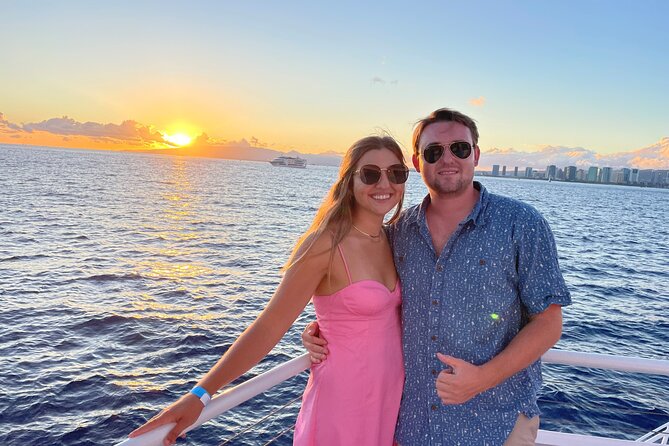 Honolulu Sunset Dinner Cruise with Friday Fireworks Show - Meeting at Ala Moana: Simple Start, No Hotel Pickup