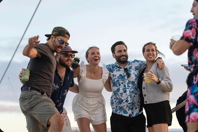 Honolulu Sunset Sail from Kewalo Harbor Including Drinks - Na Hoku II Catamaran: what the ride feels like