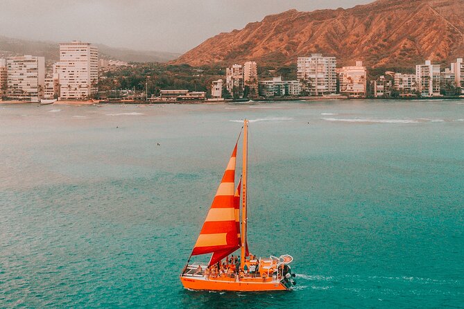 Honolulu Sunset Sail from Kewalo Harbor Including Drinks - Price and value: is $61.50 worth it?