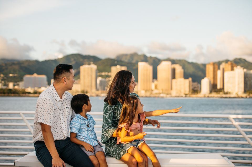 Honolulu: Waikiki Sunset and Cocktail Cruise - The onboard bar: cocktails, snacks, and planning your night
