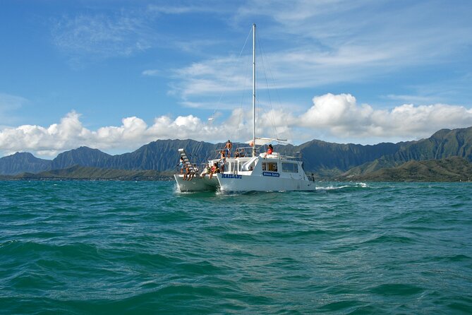 Kualoa Ranch: Ocean Voyage Tour - Is it calm? The catamaran ride and where you should sit