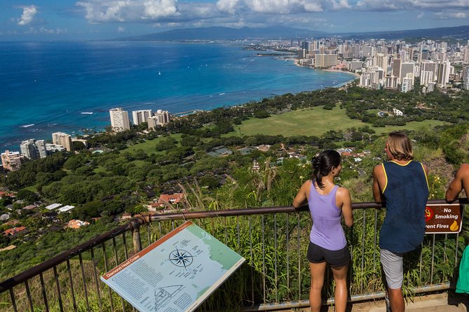 Local Expert Private Tours - Hanauma Bay folklore from the road, plus Nu’uanu Pali viewpoint and battle-ground history