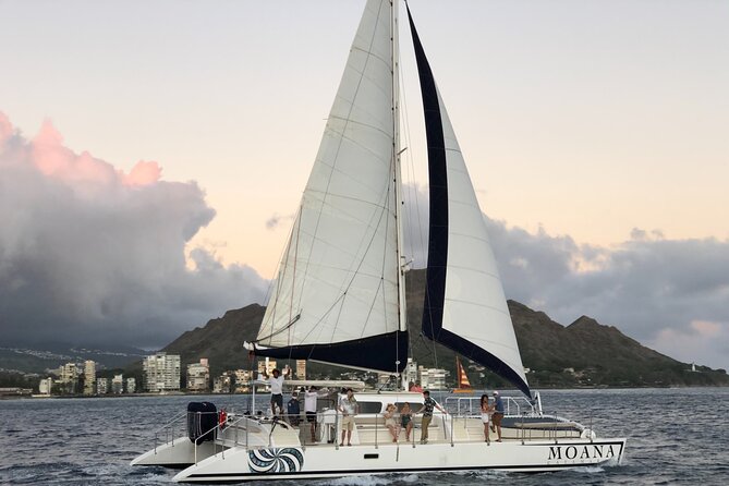 Moana’s Swim’n’Sail Cocktail Cruise Along the Waikiki Coast - Swim’n’Sail time: what to expect when you jump off the catamaran