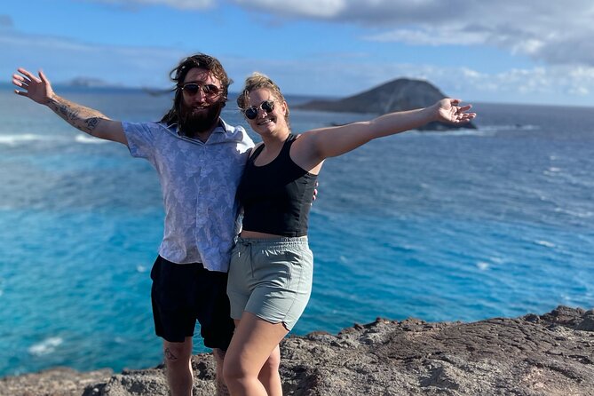 Oahu Allstar Circle Island Tour: Dole, Turtles, Blowhole, Fun - Waimanalo, shave ice and macadamia tastings (plus a Chinaman’s Hat photo hit)