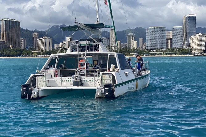 Oahu Catamaran Snorkel Tour: See Turtles 100% Guaranteed - Comfort on Board: Small Group Size, Clean Gear, and a Friendly Crew