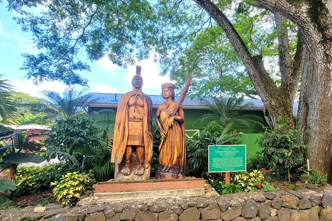 Oahu Circle Island Tour with Byodo-In Temple Admission - Kualoa Regional Park: Mokoli’i and the Koolau Photo Frame