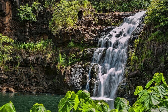 Oahu Circle Island Tour with Waimea Waterfall - Key highlights that make this day tour work
