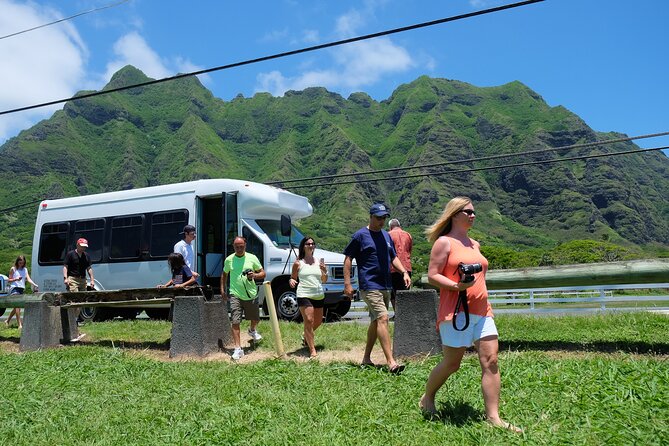 Oahu Circle Island Tour with Waimea Waterfall - Windward history at Nu’uanu Pali: the day’s culture-and-view checkpoint