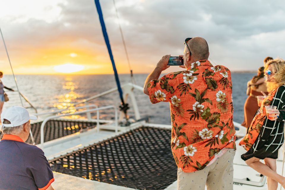 Oahu: Diamond Head Cruise with Drinks & Appetizers - Kewalo Basin to Diamond Head at sunset: what the cruise is really like