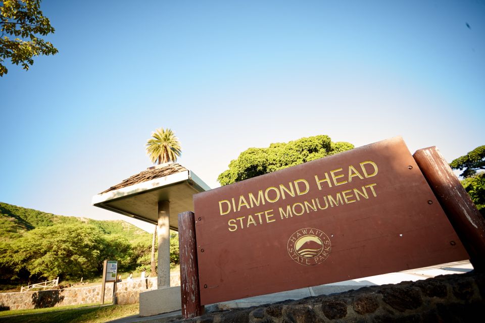 Oahu: Diamond Head Hike with Roundtrip Transportation - 5:00 AM Waikiki Pickup: The Real Reason to Book