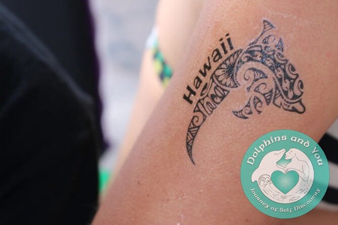 Oahu Dolphin and Snorkel Tour with Waikiki Pickup & Lunch - Snorkeling for green sea turtles: what it looks like in practice
