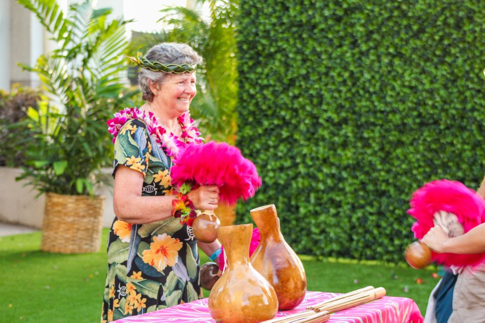 Oahu: Ka Moana Luau Dinner and Show at Aloha Tower - Weather, Timing, and What to Wear in Honolulu Evenings