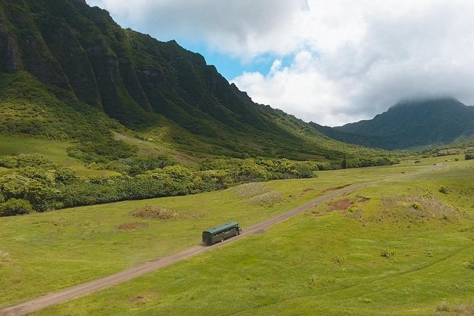 Oahu: Kualoa Ranch Movie Sites and Ranch Tour - Should You Book It?