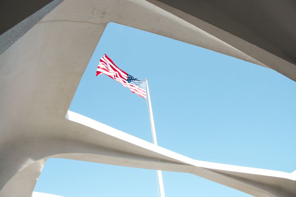 Oahu: Pearl Harbor, USS Arizona, and City Tour - Pearl Harbor Visitor Center and the Battleship Row shuttle