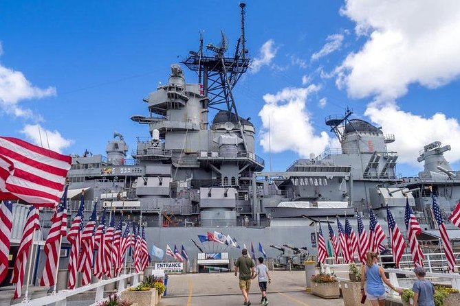 Oahu: Pearl Harbor USS Arizona Memorial & Battleship Missouri - Waikiki pickup zones, no-bags rule, and getting started smoothly
