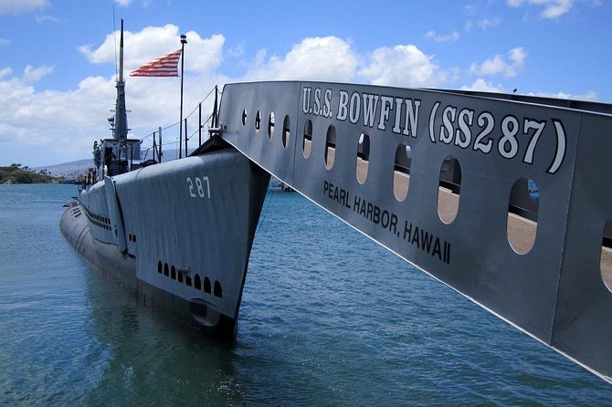 Oahu: Pearl Harbor USS Arizona Memorial & Battleship Missouri - What I’d pack and wear for the best day