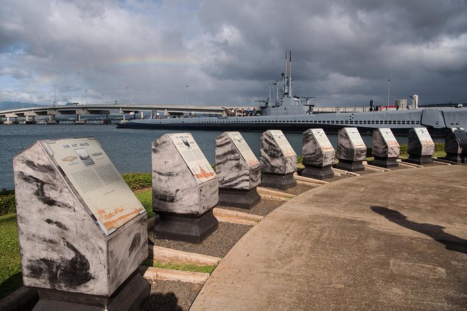Oahu: Pearl Harbor USS Arizona Memorial Small Group Tour - Comfort, group size, and what the $100 buys you