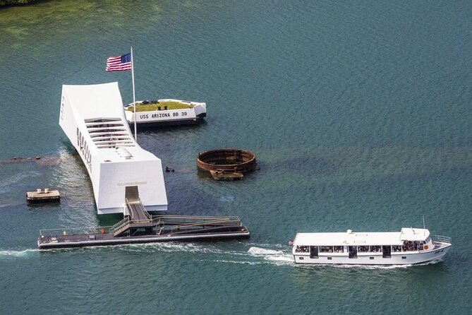 Oahu: Pearl Harbor USS Arizona Memorial Tour - Getting From Waikiki to Pearl Harbor Without the Headache