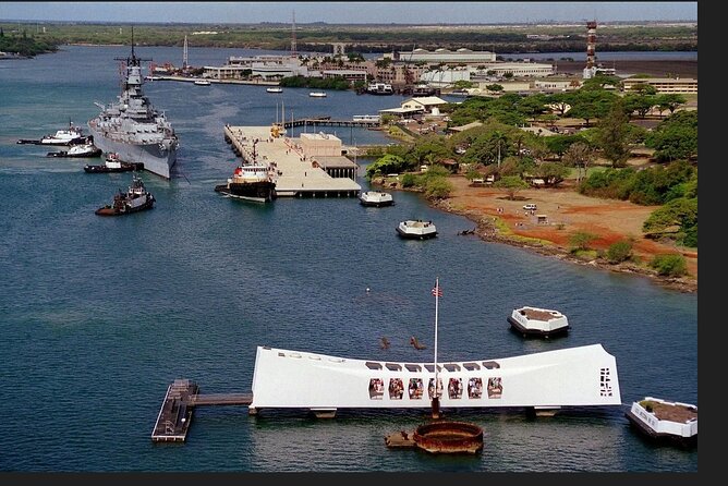 Oahu: Pearl Harbor USS Arizona Memorial Tour - Punchbowl Crater: A Military Memorial on an Extinct Volcanic Cone