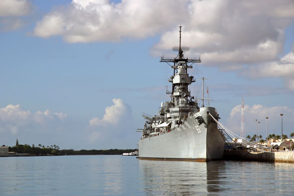 Oahu: Pearl Harbor, USS Arizona, Might Mo, & Honolulu Tour - USS Missouri (Mighty Mo): walking the decks and getting the context