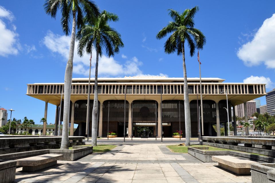Oahu: Pearl Harbor, USS Arizona, Might Mo, & Honolulu Tour - USS Arizona Memorial: what you’ll notice during the audio tour