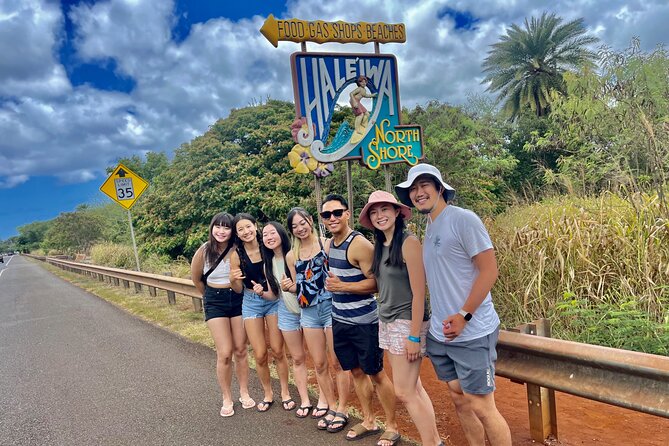 Oahu: Roundtrip Shuttle From Waikiki to Dole Plantation & Haleiwa - North Shore Macadamia Nut Company: samples and a quick reset