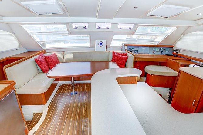 Oahu Small Group Snorkel Tour with Yacht Cruise - Lunch on board: the meal timing that makes the trip feel complete