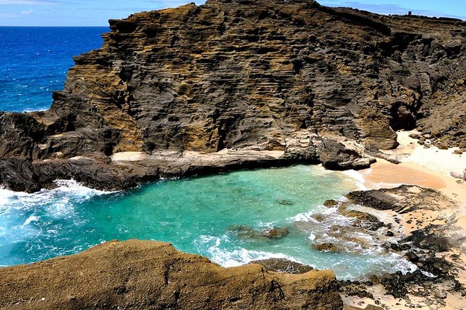 Oahu's Ultimate Tour: Dole, Turtle Snorkel, Pali Lookout & More - The “circle island” value: what you’re really paying for
