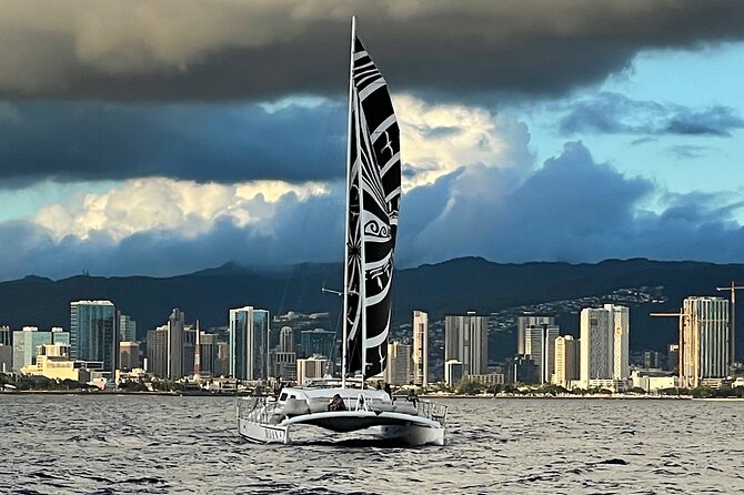 Oahu's Waikiki Coast: Moana’s Sunset Cocktail Sail - The route: along Waikiki, out past Diamond Head
