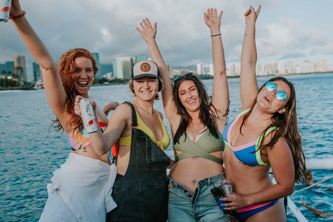 Paradise Waikiki Sunset Cruise + LIVE DJ + SWIMMING - Waikiki sunset, powered by a live DJ