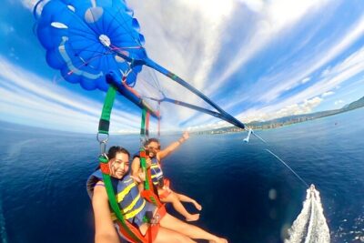 Parasailing in Waikiki from Oahu Hawaii - Where you start: 1025 Ala Moana Blvd (and how to make check-in smooth)