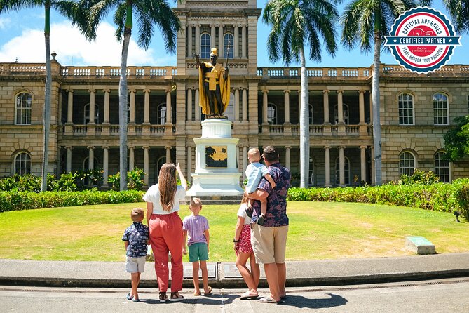Pearl Harbor City Tour - Historic Downtown Honolulu Stops: Iolani Palace, Kamehameha, and What They Mean