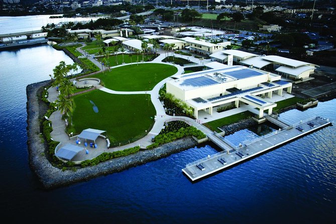 Pearl Harbor Official Deluxe Multimedia and VR Tour Combo - Entering Pearl Harbor with a Multimedia Device (That Actually Helps)